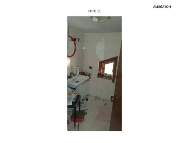 Immobile in asta di 187 m² con più di 5 locali e box auto in vendita a Alatri - Foto 13