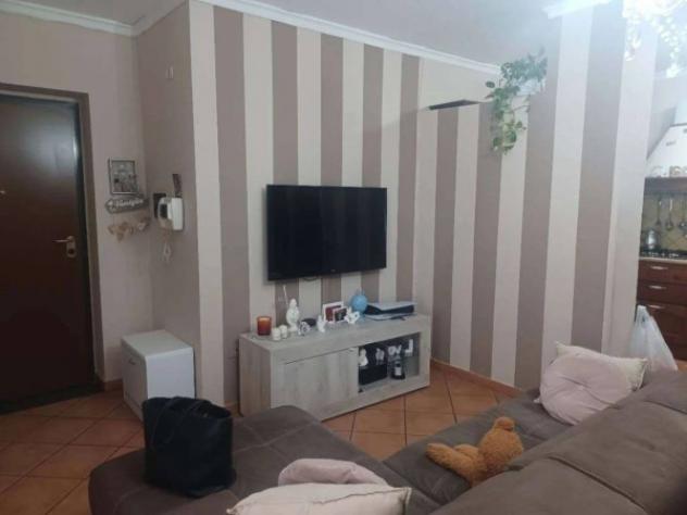 Immobile in asta di 107 m² con più di 5 locali e box auto in vendita a Castello di Cisterna - Foto 3