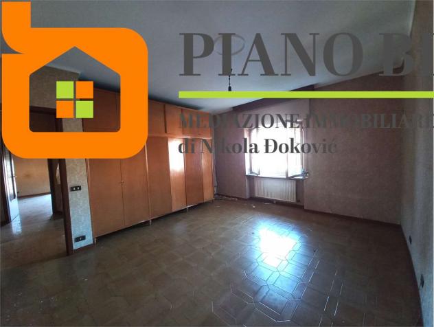 V000534 - CASA INDIPENDENTE, CON GIARDINO, GARAGE E MAGAZZINI - Foto 13
