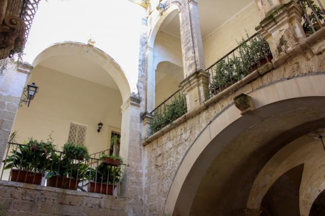 Prestigiosa dimora storica con terrazza panoramica nel cuore del centro storico di Lecce - Foto 2