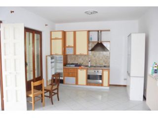 APPARTAMENTO INDIPENDENTE di 5 vani e di 110 mq (MASSA) rif. AR-ANGE_1