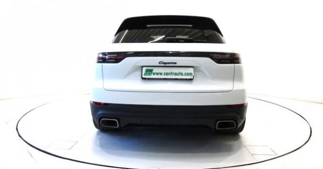 PORSCHE Cayenne 3.0 V6 E-Hybrid * PELLE * TETTO * * 462CV * rif. 23780733 - Foto 4