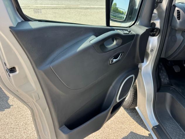 Opel Vivaro 29 1.6 BiTurbo 145CV S&S EcoFLEX PL-TN Combi - Foto 9