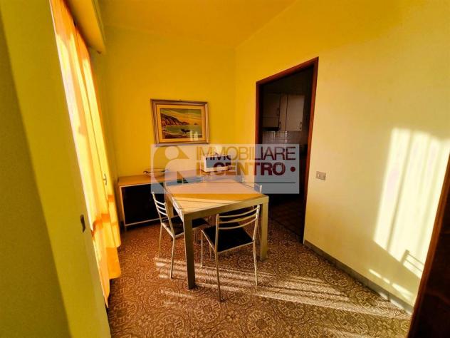 Appartamento fronte spiagge con terrazza abitabile. - Foto 4