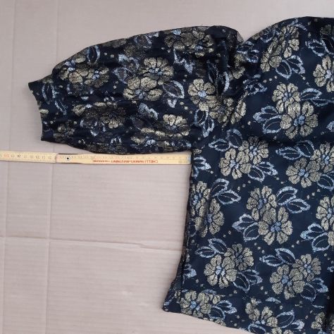 Due bluse con spalline - Foto 4
