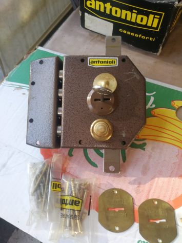 Serratura x porta blindata