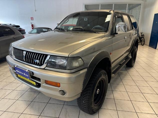 MITSUBISHI Pajero Sport Pajero Sport 3.0i V6 24V cat GLS - Foto 2