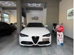 Alfa Romeo Giulia 2.2 Turbodiesel 210 CV AT8 AWD Q4 Veloce