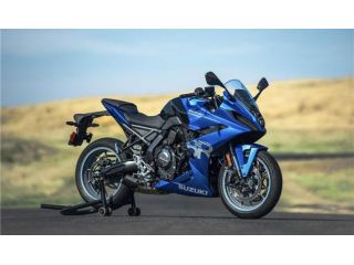 Suzuki GSX-8R RATE A PARTIRE DA € 92,50 CON MAXI RATA FINALE E SENZA ANTICIPO