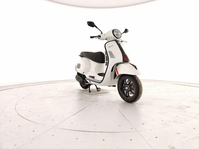 Vespa AMG GT VESPA GTS SUPERSPORT 125 HPE E5+ BIANCO - Foto 6