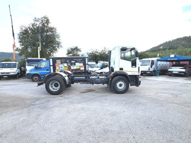 camion iveco eurocargo 180e24 k telaio - Foto 3