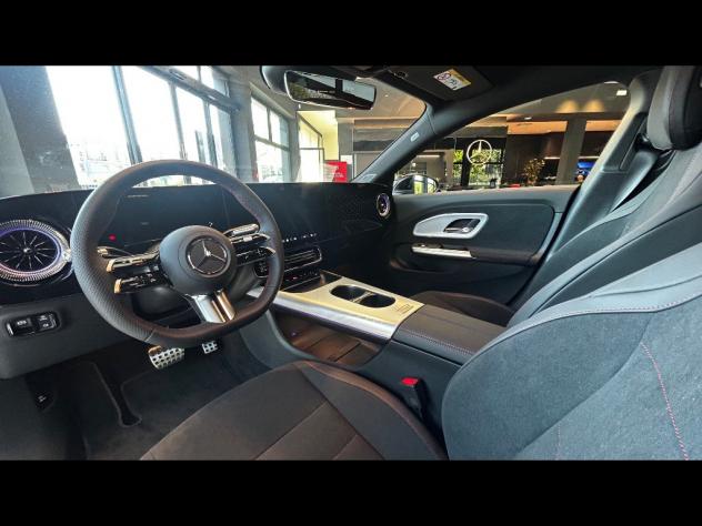 Mercedes-Benz CLA Shooting Brake Elettrca 250+ Shooting Brake with EQ technology - Foto 9