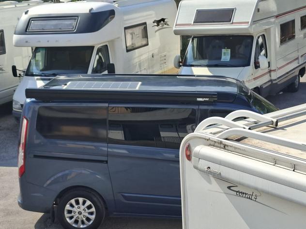 VAN CAMPER PURO FONT VENDOMME TETTO A SOFFIETTO FOTOVOLTAICO WEBASTO CLIMATIZZATORE CAMPEGGIO USATI GENERALI 1700 - Foto 7