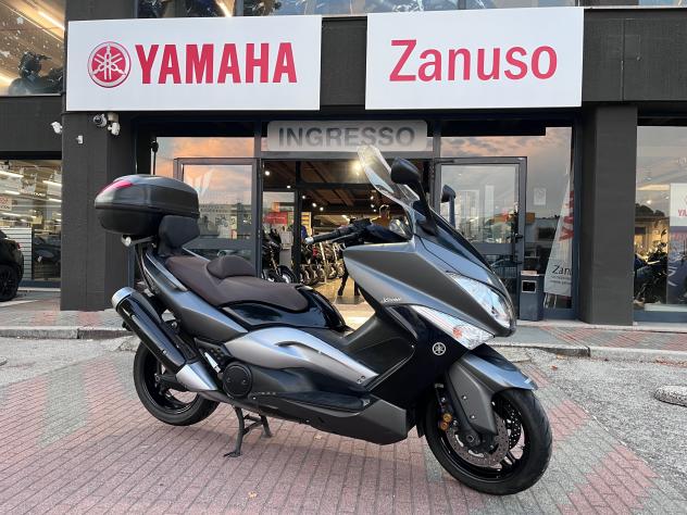 Yamaha T Max null