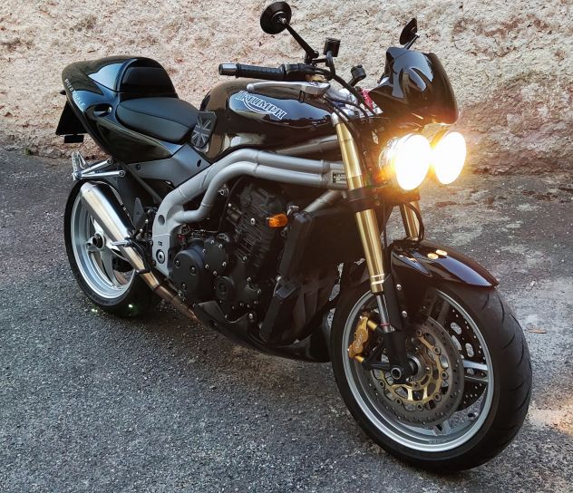 Triumph Speed triple 955 i moto storica ASI