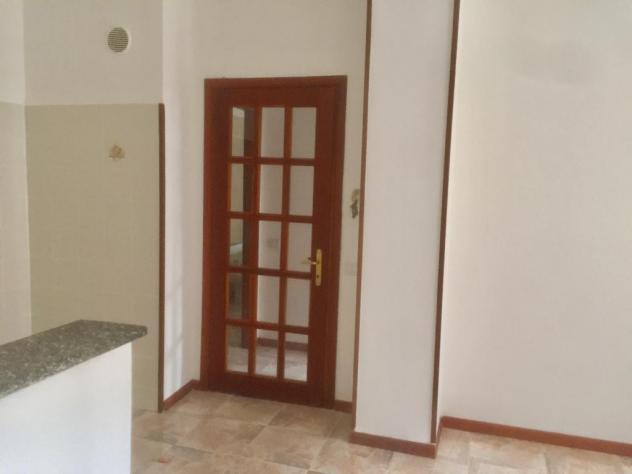 lbz490 - ampio bilocale NON ARREDATO - senza spese condominiali - Foto 9