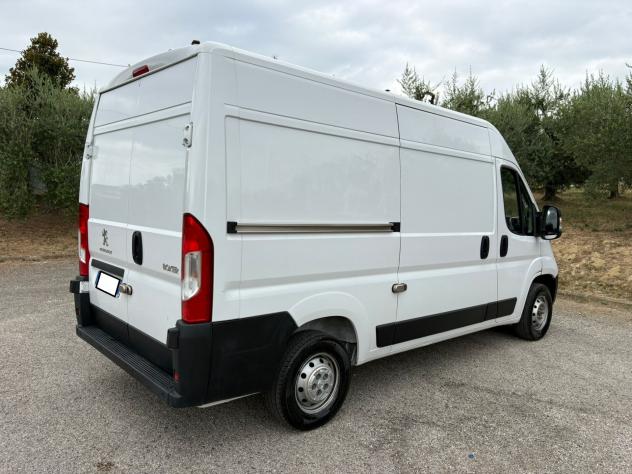 PEUGEOT Boxer 2.2BHDi 140 S&S L2H2 - 2023 - Foto 8