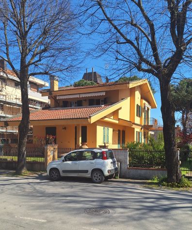 Villa di mq.380 nel centro di Bellaria - Foto 3