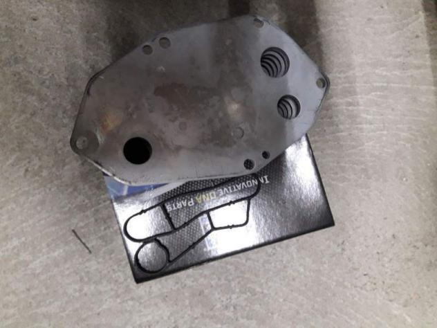 Radiatore olio motore bmw 3 f30 11428510856 - Foto 2