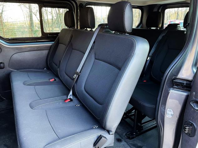 Nissan NV300 1.6 DCI 125CV 9P COMBI N-CONNECTA NAV - IVA COMPRESA - Foto 5