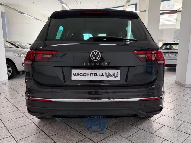 Volkswagen Tiguan 2.0 TDI 150 CV SCR DSG 4MOTION Elegance - Foto 6