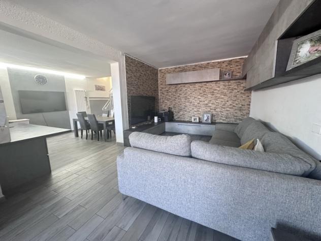 Filare vendesi terratetto con ingresso indipendente corredato di corte esclusiva e terrazzo vista mare! - Foto 3