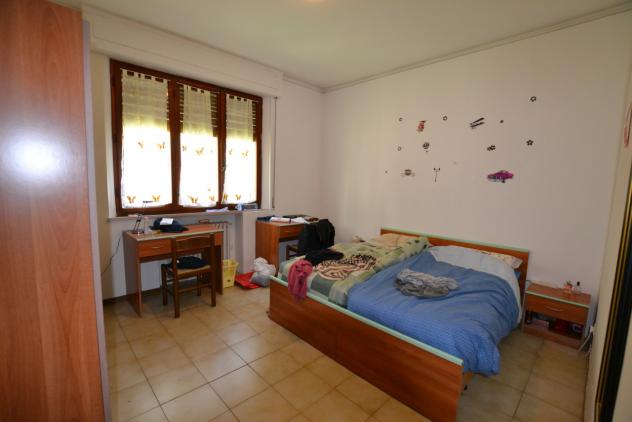 Stanza in appartamento in affitto a Monteriggioni