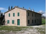 CASALE RUSTICO NEL PARCO DELLE CESANE URBINO (PU)