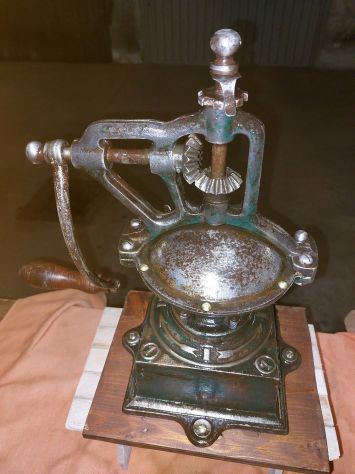 Macinino da Banco Tre Spade - Foto 2