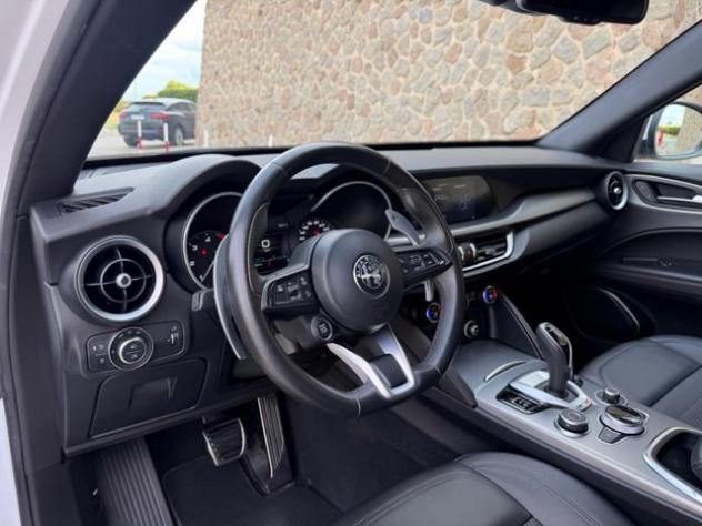 ALFA ROMEO Stelvio 190CV Q4 SPRINT+CAMBIO F1+19''+RCAM+VETRISCURI rif. 24127818 - Foto 9