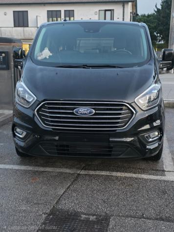 Ford Tourneo Custom ibrido plugin UNICO interni pelle perfetto 8 posti - Foto 4