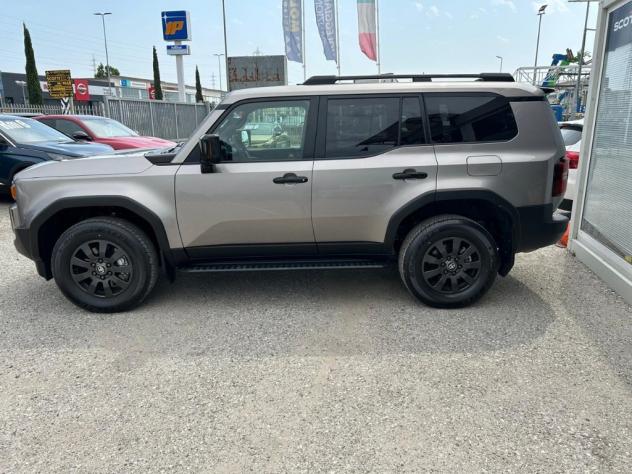 Toyota Land Cruiser LC100 TD - PETROL 2.8D ADVENT NG24 - Foto 8