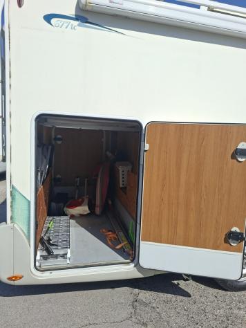 CAMPER RIMOR FORD MANSARDATO 6 POSTI DINETTE GARAGE LETTO MATRIMONIALE FOTOVOLTAICO CLIMATIZZATORE CAMPEGGIO USATI GENERALI 1750 - Foto 8