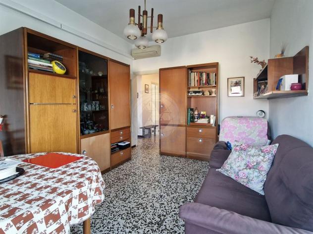 Nuda proprietà – Bilocale all’ultimo piano con vista aperta a pochi passi dalla M1 Rondò
