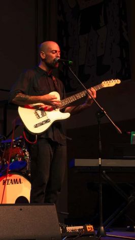 Lezioni private di chitarra e basso - Foto 4