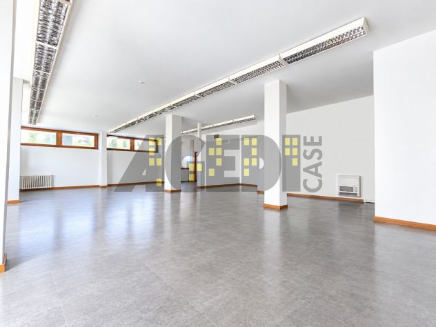 NOVENTA PADOVANA – PONTE DI BRENTA – AFFITTASI NEGOZIO / UFFICIO - Foto 2