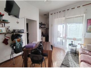 ACILIA AXA BILOCALE ARREDATO CON BALCONE