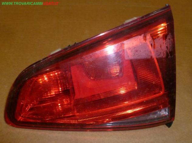 FANALE POST.D.(parte int.) VOLKSWAGEN GOLF 5G0945094AC (5G) 3 porte / 5 porte Parti elettriche Fanaleria Fanali Fanale int. post. d VOLKSWAGEN - G