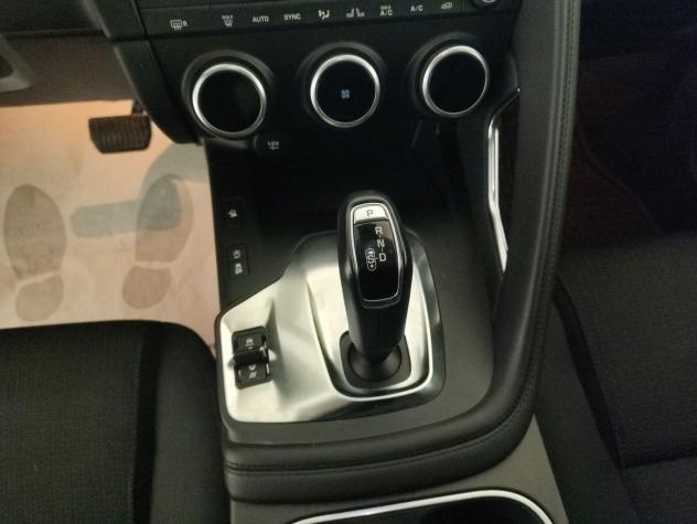 Jaguar E-Pace 2017 Diesel 2.0d i4 S awd 150cv auto my19 - Foto 9