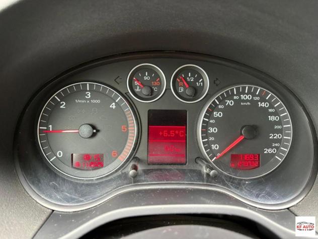 AUDI - A3 - 2.0 16V TDI Attraction - Foto 9