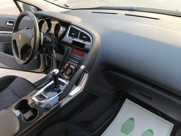Peugeot 3008 1.6 e-HDi 112CV CAMBIO AUTOMATICO 2011 - Foto 9