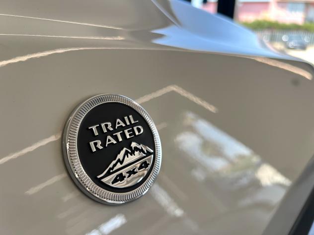 Jeep Compass 1.3 Turbo T4 240 CV PHEV AT6 4xe Trailhawk - Foto 7