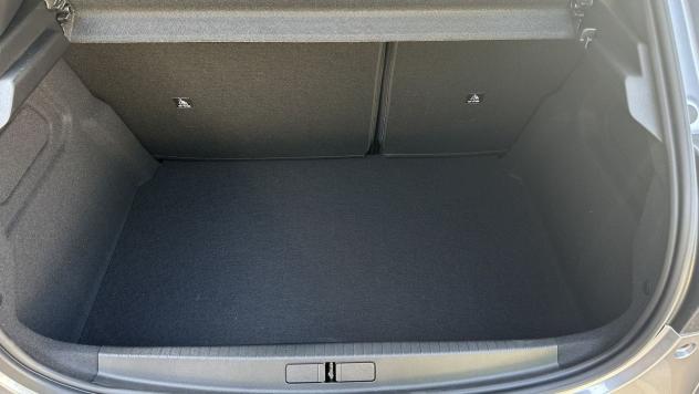 Lancia Ypsilon Ibrida Ibrido 110cv LX e-DCT PRONTA CONSEGNA COMPRESO PASSAGGIO SENZA VINCOLO DI FINANZIAMENTO - Foto 7