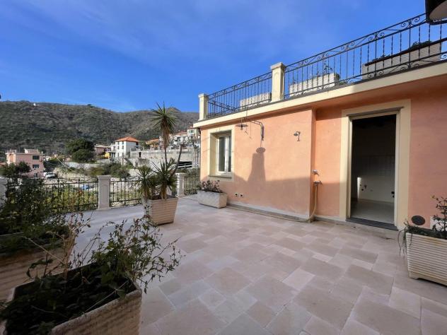 Villa a schiera in vendita a Alassio