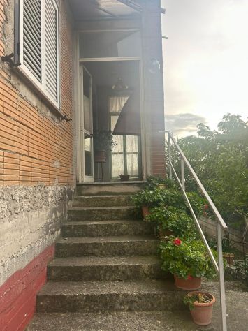 *GUARDIA SANFRAMONDI (BN) - CASA INDIPENDENTE PANORAMICA SU 4 LIVELLI CON GIARDI - Foto 9