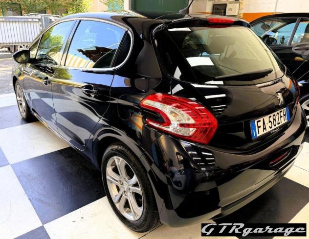 PEUGEOT - 208 - 1.4 HDi 68 CV 5p. Allure - Foto 4