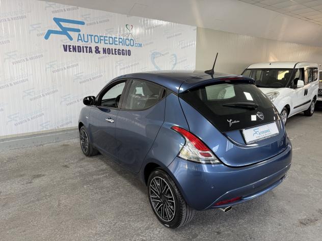 Lancia Ypsilon 1.0 FireFly 70cv Hybrid ALBERTA FERRETTI - Foto 4