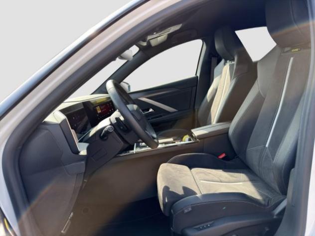 OPEL Astra Astra 1.6 Plug-in Hybrid 225 CV AT7 GSe rif. 24026725 - Foto 10
