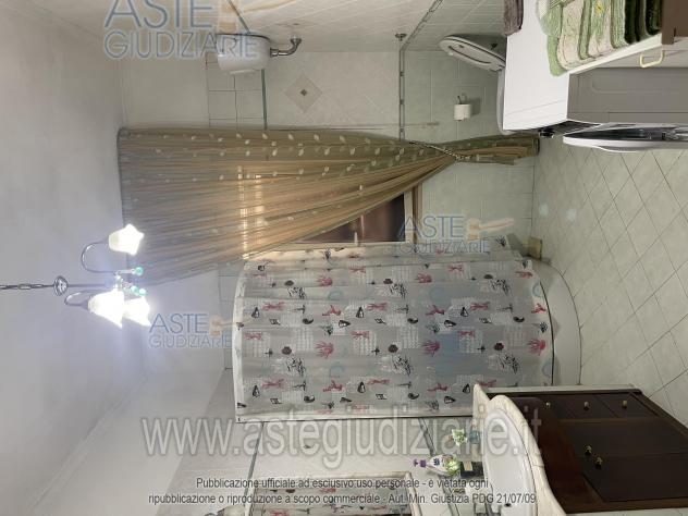 IMMOBILI-IMMOBILE RESIDENZIALE-via Vicinale Svizzero n. 5 - Foto 7