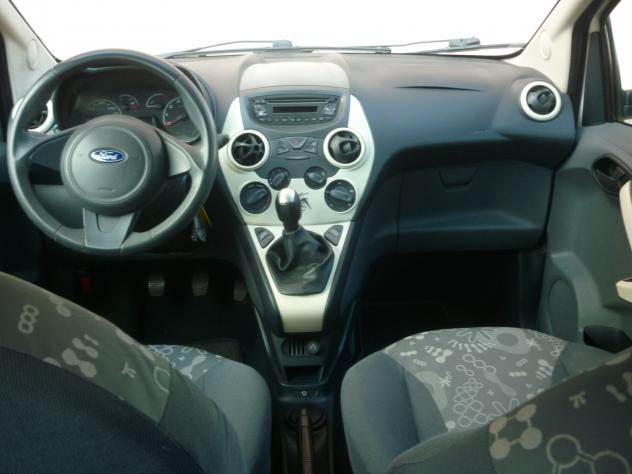 Ford Ka / KA + 1.2 8V 69CV - Foto 9